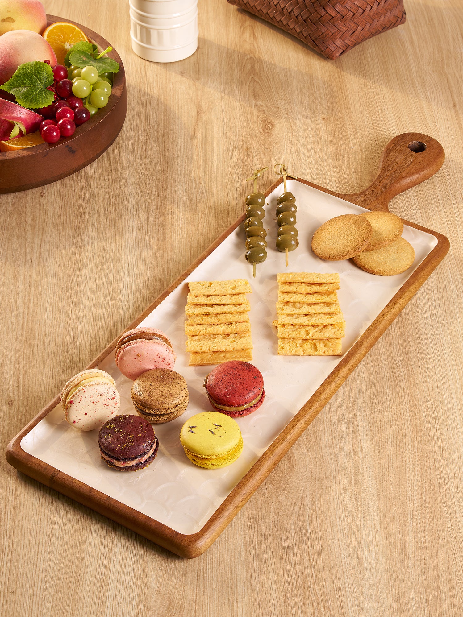 Verona Enamel Grande Serving Platter